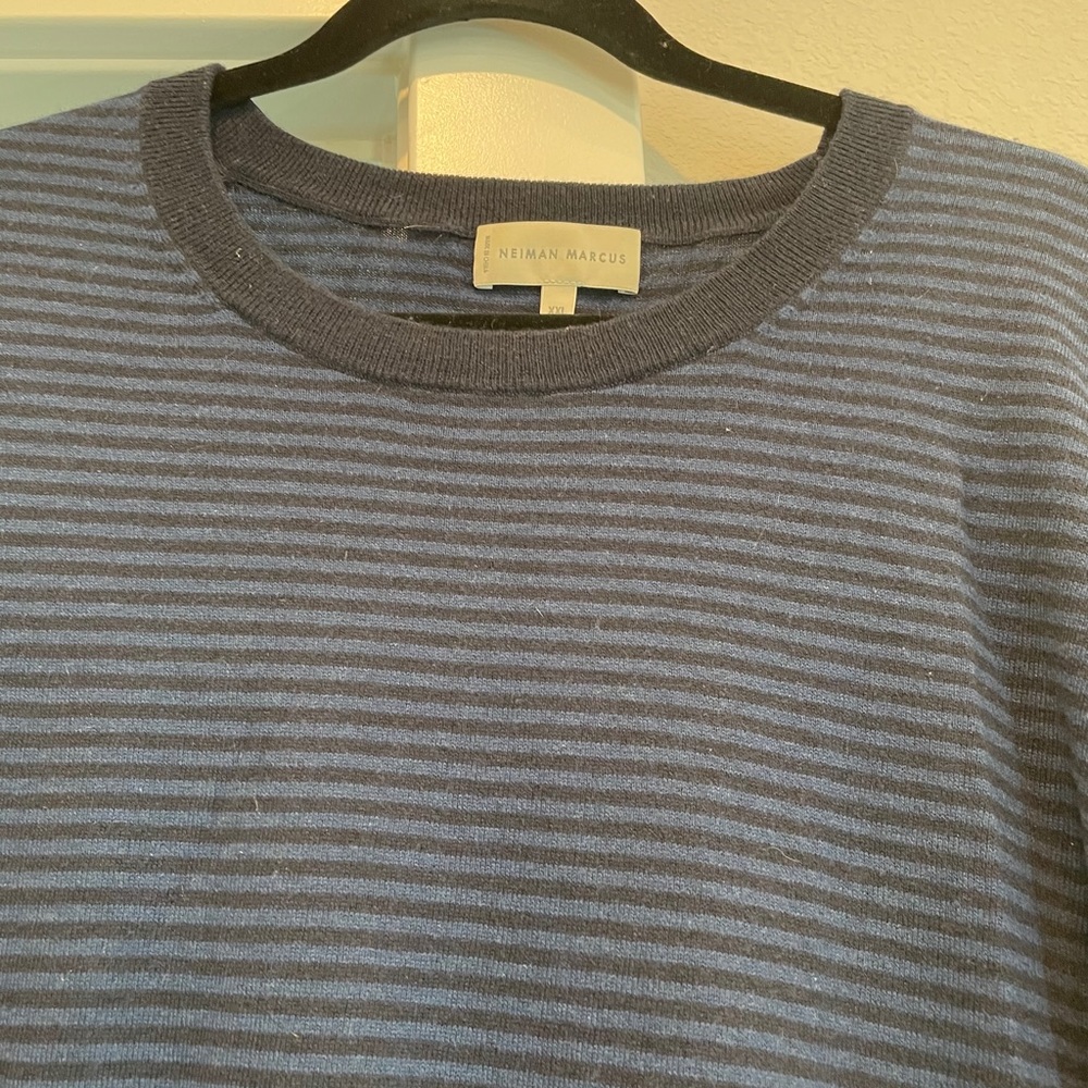 Neumann Marcus Men’s Navy Strip Sweater